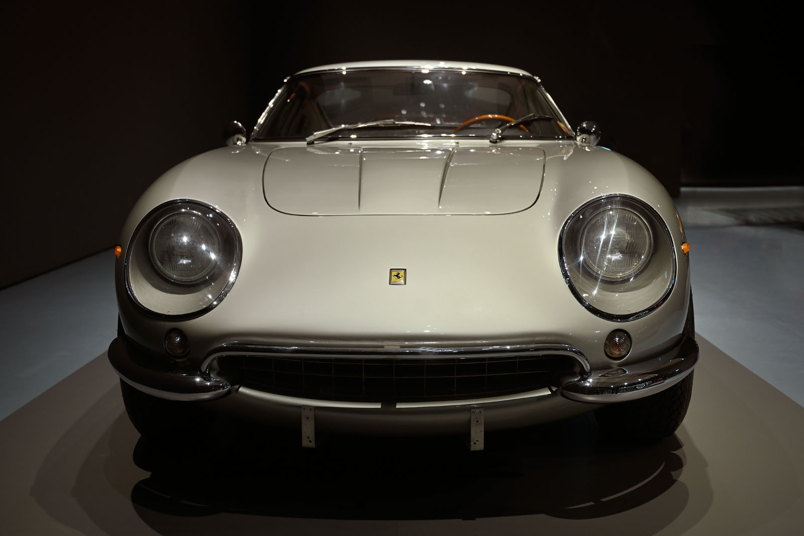 Ferrari 275 GTB4_02